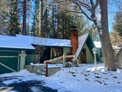 Single-Story Cabin · Near Slopes · Fireplace & BBQ