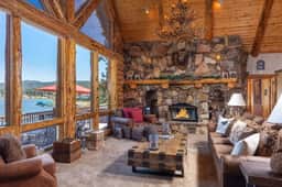 Private Lakefront