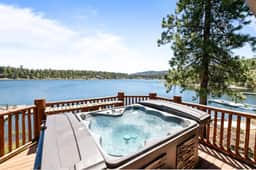 Lakefront Luxury Private Dock, Spa & Game Room - Image 3