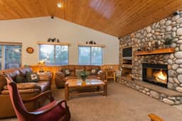 Walk to Village. Hike/Sled from Cabin. Spa! BBQ! - Image 2