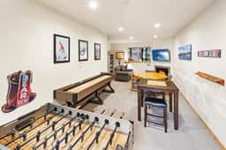 Walk to Snow Summit · 6BR Chalet · Spa & Game Room - Image 4