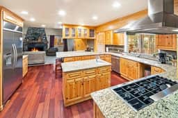 Walk to Snow Summit · 6BR Chalet · Spa & Game Room - Image 5