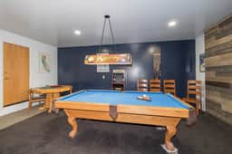 Steps to Snow Summit · Game Room & Spa · 3BR/3BA - Image 4
