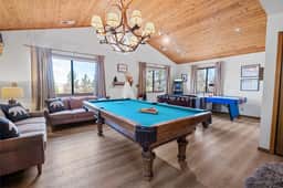 Game Room,  Hot Tub, Views, Jetted bathtub. BBQ. - Image 2