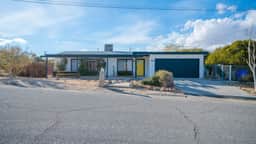 Private Pool, Hot Tub, 5 minutes to Park Entrance! - Image 2