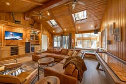 Indoor Spa! Steps to Snow Summit. Fireplaces. BBQ - Image 3