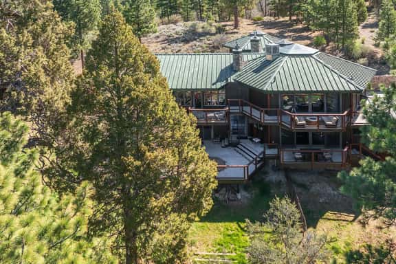 Private 40-Acre Estate with Hot Tub and Lake Views - Image 1