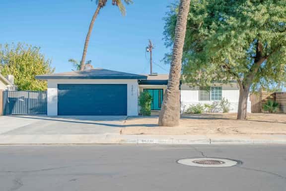 Pool and Spa. BBQ. Close to Coachella. EV Charger - Image 1