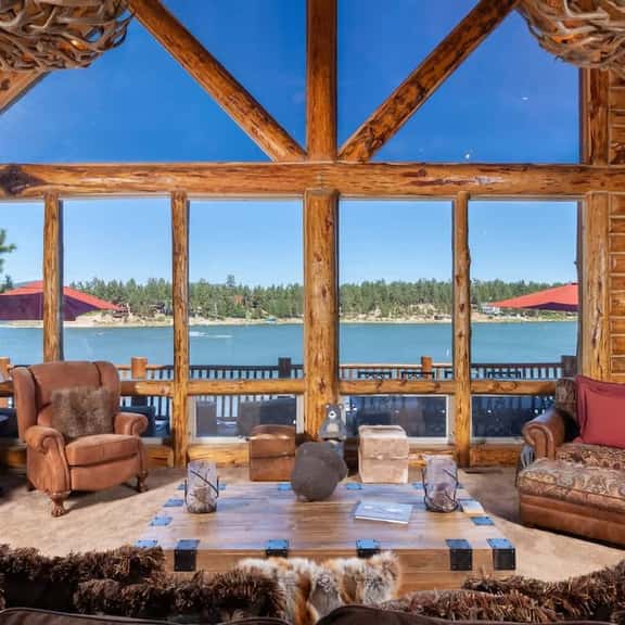 Lakefront Luxury Private Dock, Spa & Game Room - Image 1