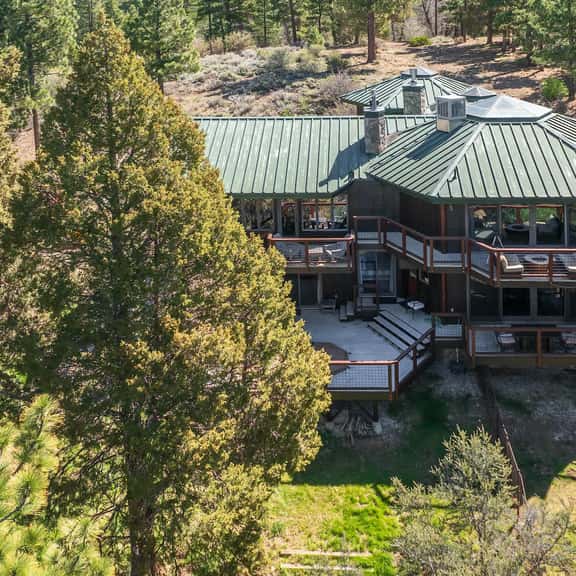 Private 40-Acre Estate with Hot Tub and Lake Views - Image 1