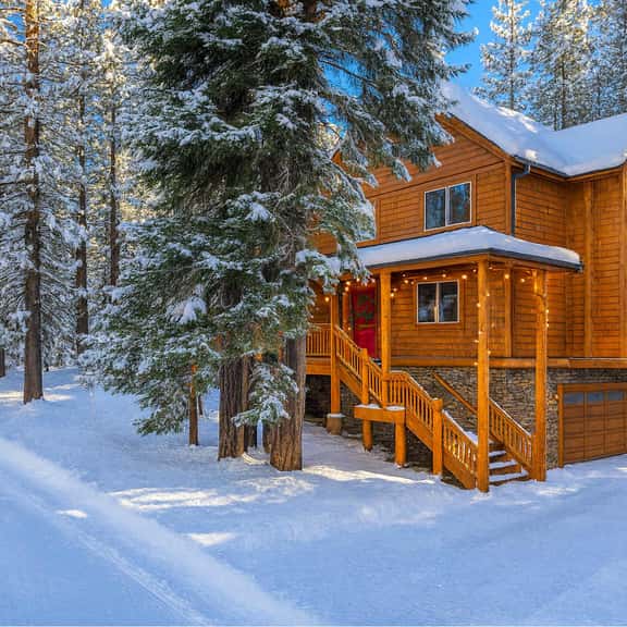 Walk to Snow Summit · 6BR Chalet · Spa & Game Room - Image 1