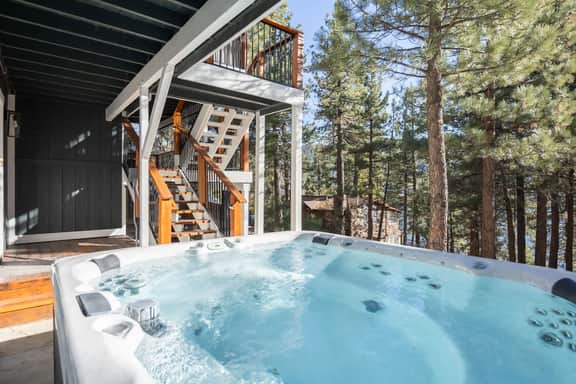 Luxury Big Bear Lakefront ,Theater, Spa and Dock. - Image 3