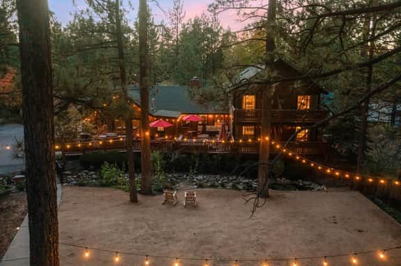 Private Mountain Retreat on 1 Acre. Spa, Firepit. - Image 2
