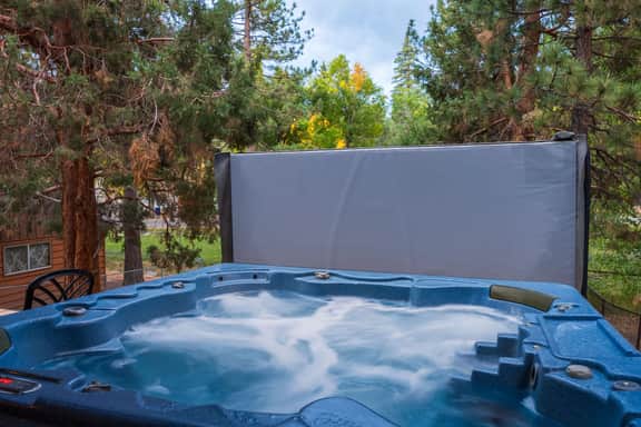 Next to Park · By Lake & Slopes · Spa & Pool Table - Image 2