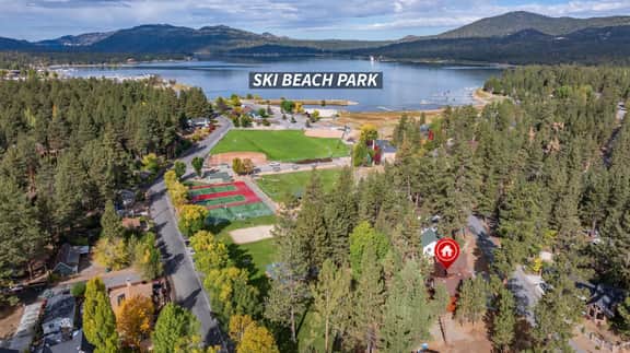 Next to Park · By Lake & Slopes · Spa & Pool Table - Image 5