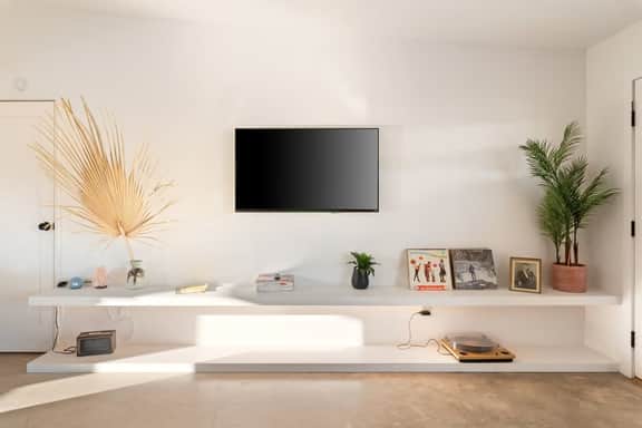 Private Pool, Hot Tub, 5 minutes to Park Entrance! - Image 4
