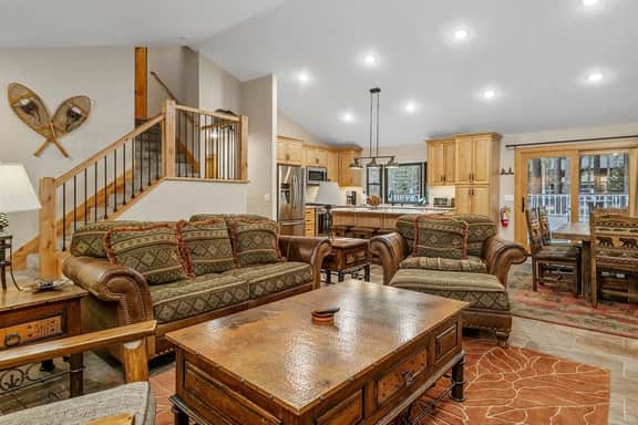Walk to Summit, Spa, BBQ, Fireplace - Image 5
